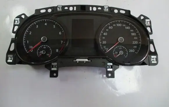 Volkswagen Golf Sportsvan Speedometer (instrument cluster) 517920740A