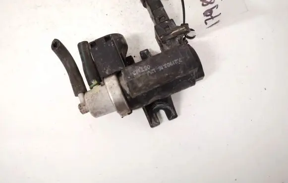 KIA Carens I Turbo solenoid valve 72190316