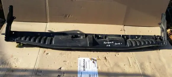 Renault Fluence Wiper trim