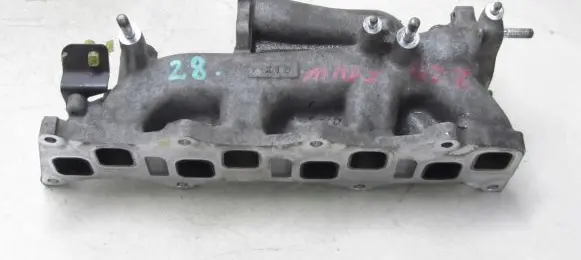 Honda CR-V Intake manifold
