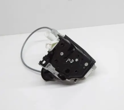 Audi Q2 - Front door lock 8X2837016B