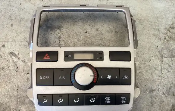 Toyota Avensis Verso Climate control unit 5590044270 1464309626