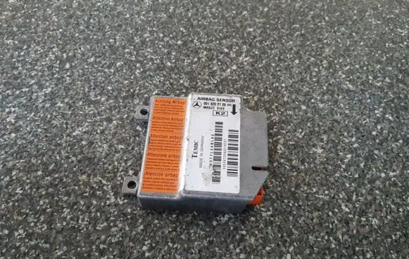 Mercedes-Benz A W168 Airbag control unit/module 0018202126