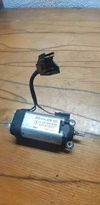 Mercedes-Benz E W211 Seat adjustment motor A2205400288 4044762V