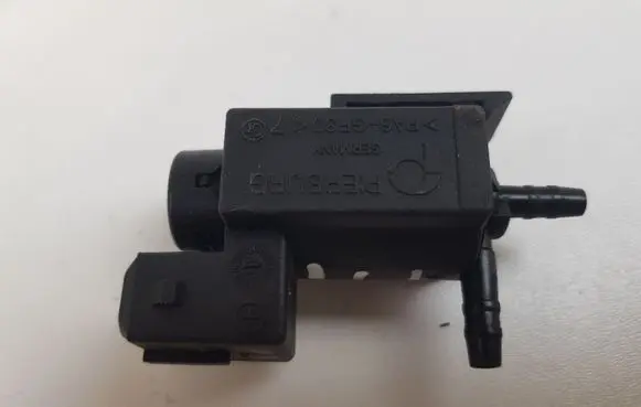 BMW 5 F10 F11 Turbo solenoid valve 7810831