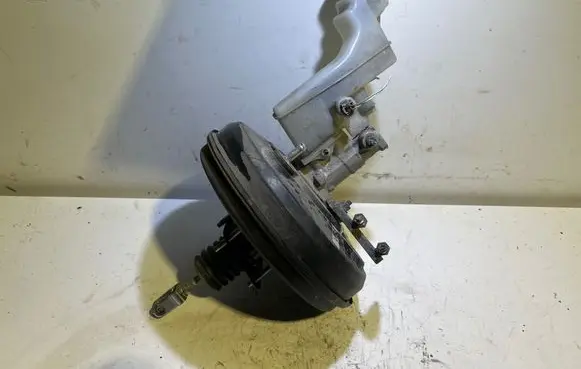 Lexus ES 250 - 300 - 330 Brake booster 44610 33790 0204053121