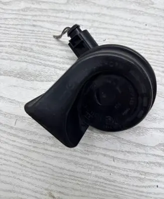 Volkswagen Golf VI Horn signal 0NA0RN 99904