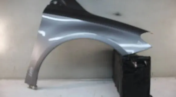 Mercedes-Benz B W246 W242 Fender mounting bracket