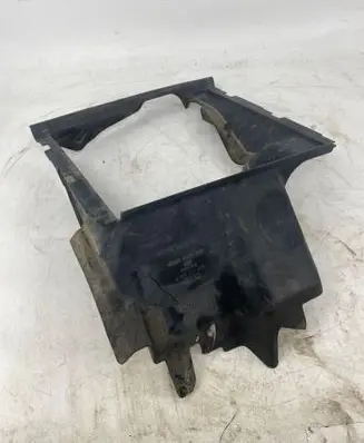 Audi Q7 4L Intercooler air guide/duct channel 4L0117335F