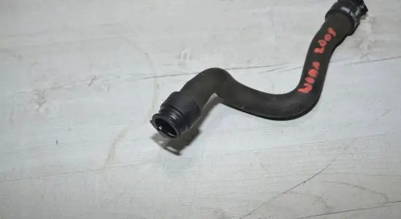 Peugeot 2008 I Engine coolant pipe/hose