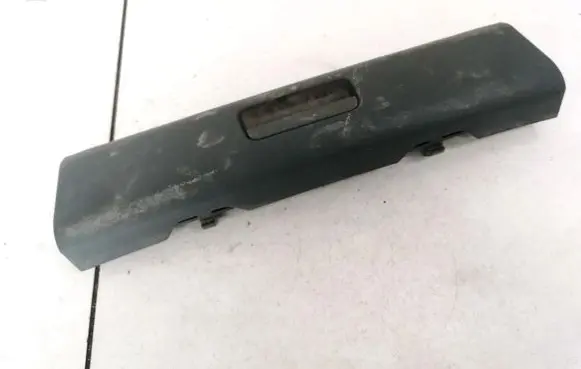 Volkswagen Touran I Glove box