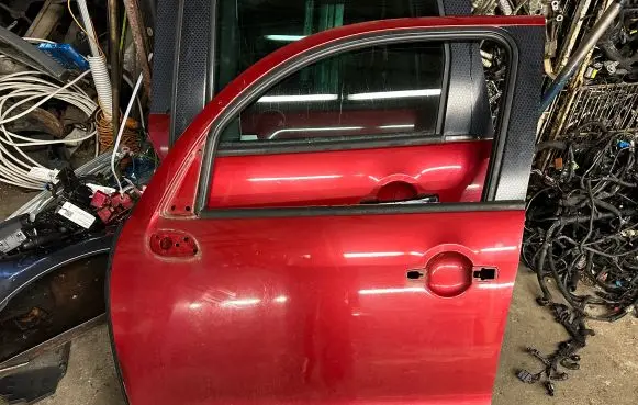 Citroen C3 Picasso Front door