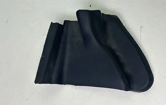 Ford Mustang V Front door rubber seal S197CVR06