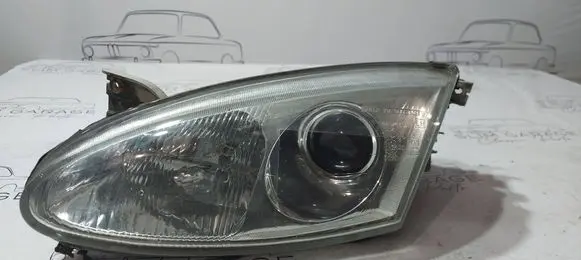 Hyundai Coupe Headlight/headlamp 