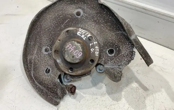 Audi A4 S4 B8 8K Rear wheel hub 1K0505435AB