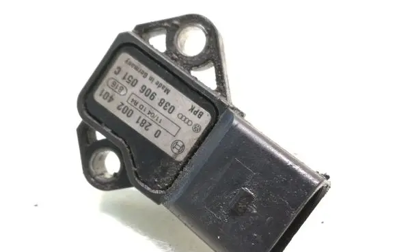 Audi A4 S4 B6 8E 8H Air pressure sensor 0281002401 038906051C