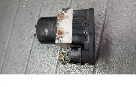 Peugeot 206 CC ABS Pump