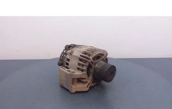 Opel Corsa D Generator/alternator 13222935