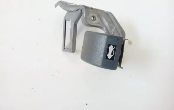 Mitsubishi Colt Engine bonnet (hood) release handle