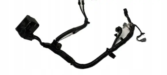 Hyundai i20 (BC3 BI3) Positive cable (battery) 91850-Q0110