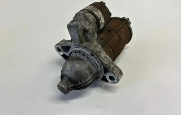 Toyota Avensis T270 Starter motor