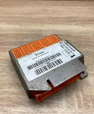 Mercedes-Benz E W210 Airbag control unit/module 0018200026 12767501