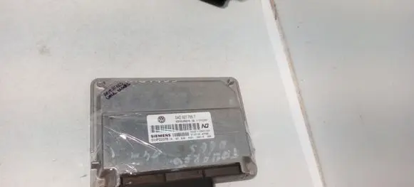 Volkswagen Touareg I Transfer box differential control unit 0AD927755T 5WP22076
