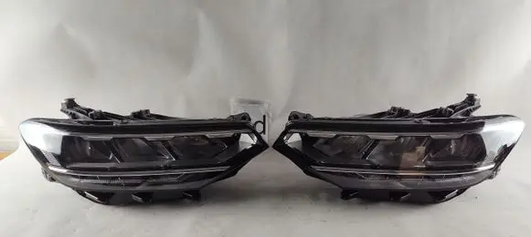 Volkswagen PASSAT B8 Headlights/headlamps set 