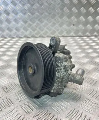 Mercedes-Benz E W211 Power steering pump A0054660201