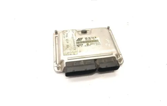 Seat Alhambra (Mk1) Engine control unit/module 0281011199 038906019BH
