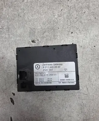 Mercedes-Benz E W211 Gateway control module A2115403545 A2114452600