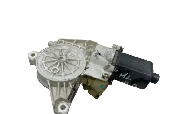 Mercedes-Benz ML W164 Front door window regulator motor A2518200842 997081102 0130822272