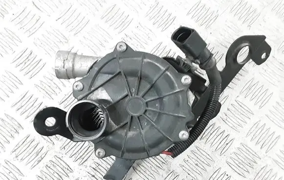 Audi A8 S8 D4 4H Secondary air pump 079959231C