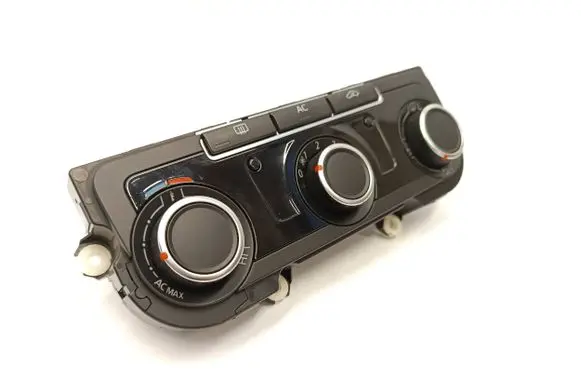 Volkswagen Golf VI Climate control unit 7N0907426AM