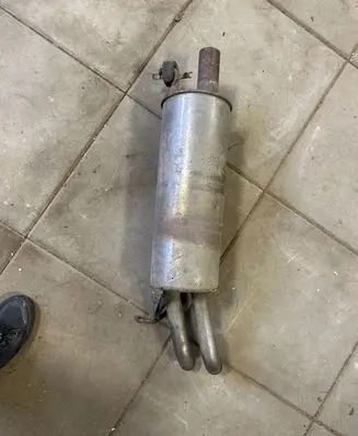 Volkswagen PASSAT B5.5 Rear muffler/silencer tail pipe 8E0120N