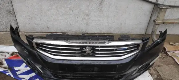 Peugeot 508 Front bumper