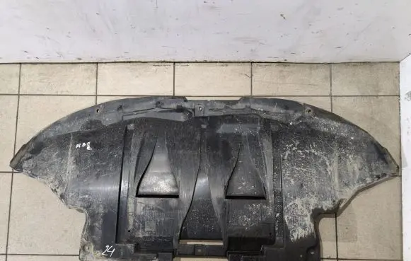 Audi A4 S4 B5 8D Engine splash shield/under tray 8D0863823H
