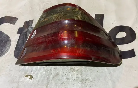 Mercedes-Benz CLK A208 C208 Rear/tail lights A2088200264 2088200264