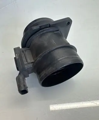 Volkswagen Golf VII Mass air flow meter 04L906461B 5WK98102