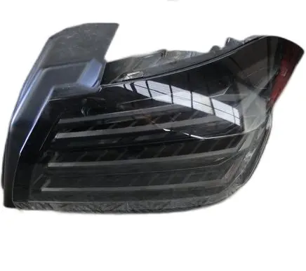 Peugeot 208 II Rear/tail lights 