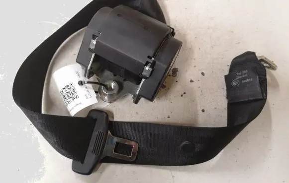 Audi A4 S4 B8 8K Rear seatbelt 8K0857805K