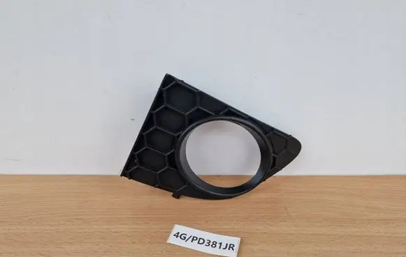 Fiat 500 Abarth Front fog light trim/grill 735500141