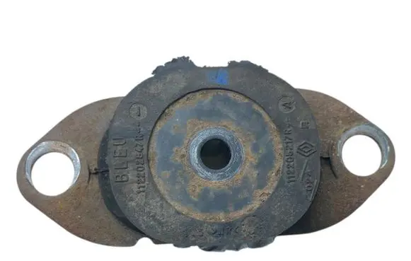 Engine mount bracket