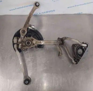 Audi A6 S6 C6 4F Front wheel hub spindle knuckle 4F0258