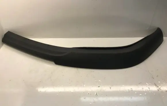 Toyota Avensis T250 Front bumper lip 7685105020