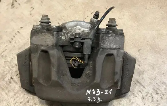 Mercedes-Benz E C207 W207 Front brake caliper A212