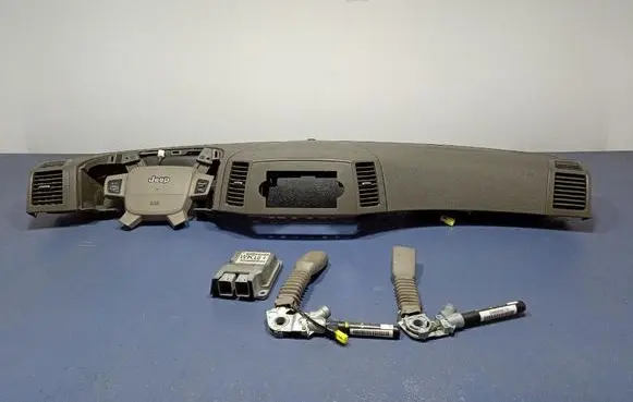 Jeep Grand Cherokee (WK) Dashboard D05843019HV