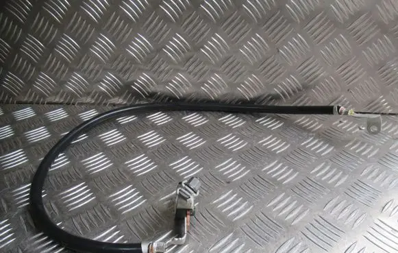 Mercedes-Benz S W222 Positive cable (battery) 