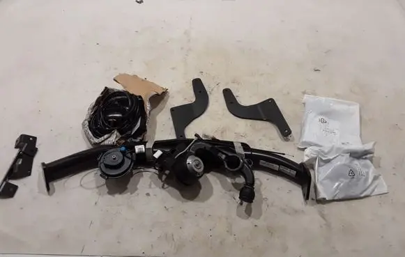 Renault Kadjar Tow bar set 8201428468