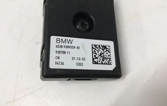 BMW X3 G01 Aerial antenna amplifier 9389559